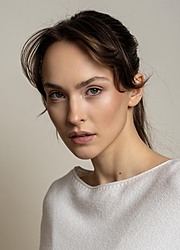 305962_hs